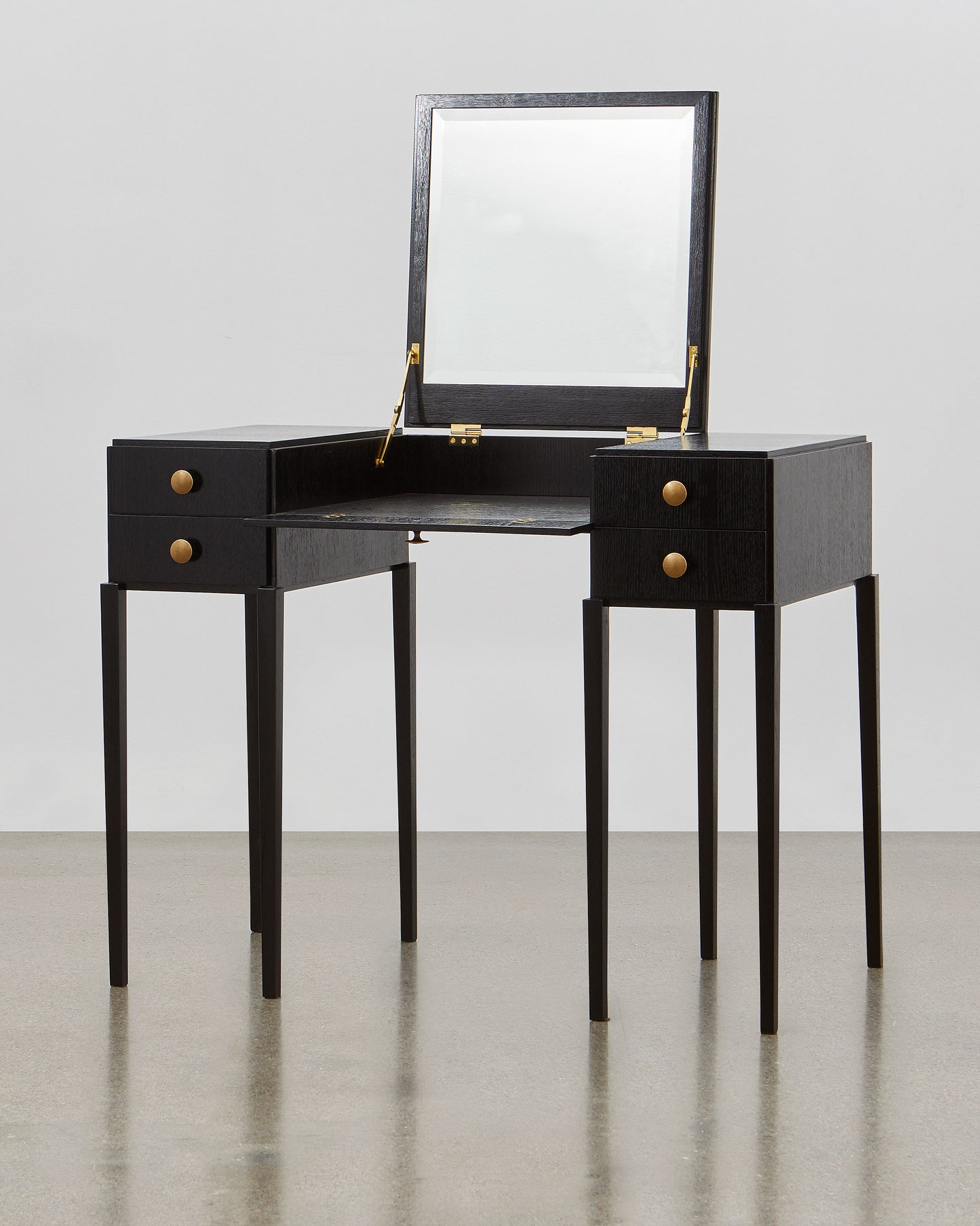 PH Dressing Table