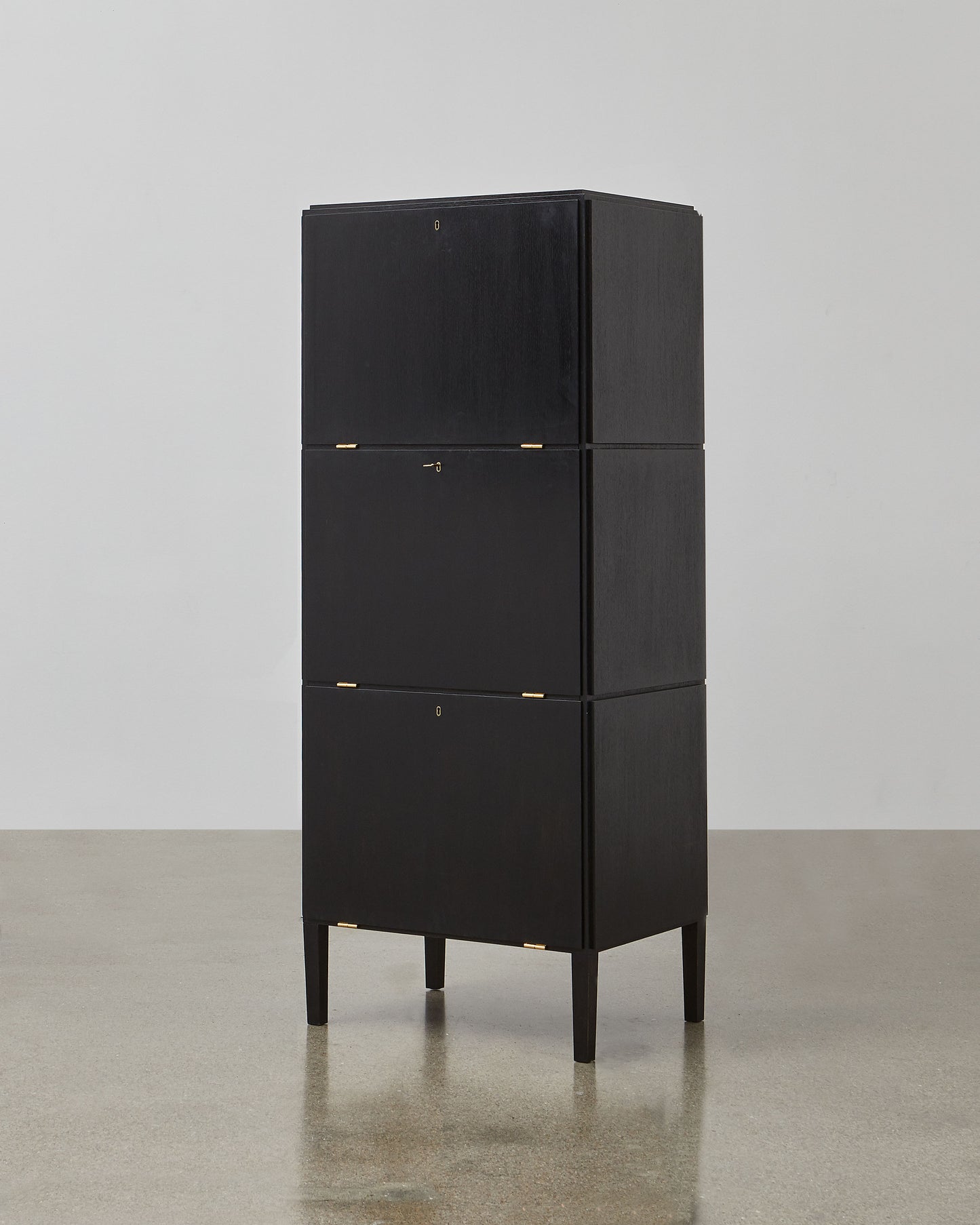 PH Cabinet